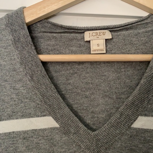 J Crew V-neck Sweater - Picture 3 of 6